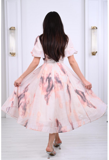 فستان ميدي منفوش بنمط كتل الألوان