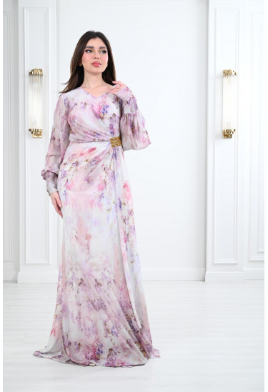 فستان طويل بكسرات درابية جانبية فستان طويل بكسرات درابية جانبية