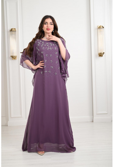 جلابية نسائية مطرزة