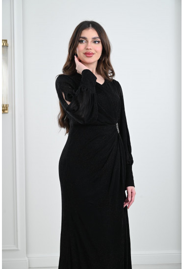 فستان سهرة مطرز بالكامل