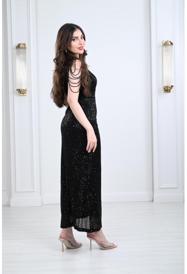 فستان مناسبات نسائي مزين بالترتر