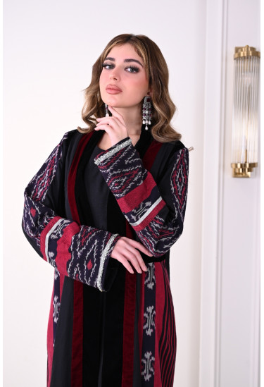 جلابية ملكية مع بشت فاخر وأنيق