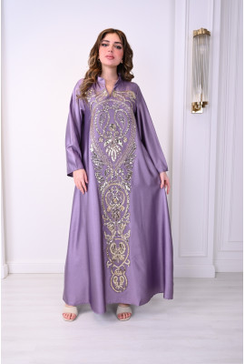 جلابية فاخرة بتطريز ملكي وأكمام واسعة