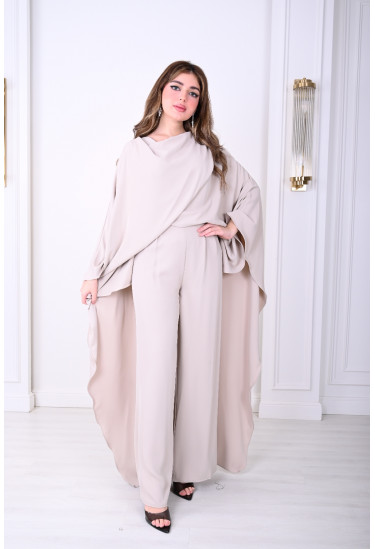 طقم فاخر بتصميم عصري راقي