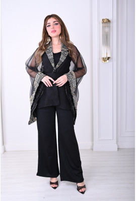 طقم فاخر بتصميم ناعم وراقي