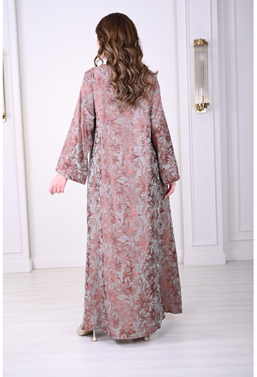 جلابية فاخرة مع تطريز ذهبي يعزز الأناقة جلابية فاخرة مع تطريز ذهبي يعزز الأناقة