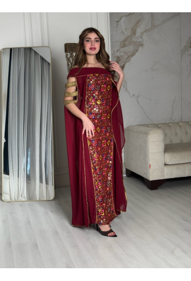 جلابية سهرة ملكية بتطريز يدوي فاخر ولمسات ذهبية جلابية سهرة ملكية بتطريز يدوي فاخر ولمسات ذهبية