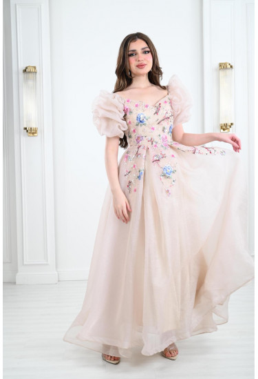 فستان سهرة بطابع الأميرات 