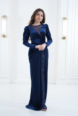 فستان سهرة طويل فاخر من القطيفة