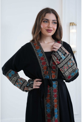 جلابية تراثية بتفاصيل جميل