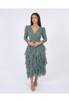 فستان قصير انيق ومميز بأكمام 